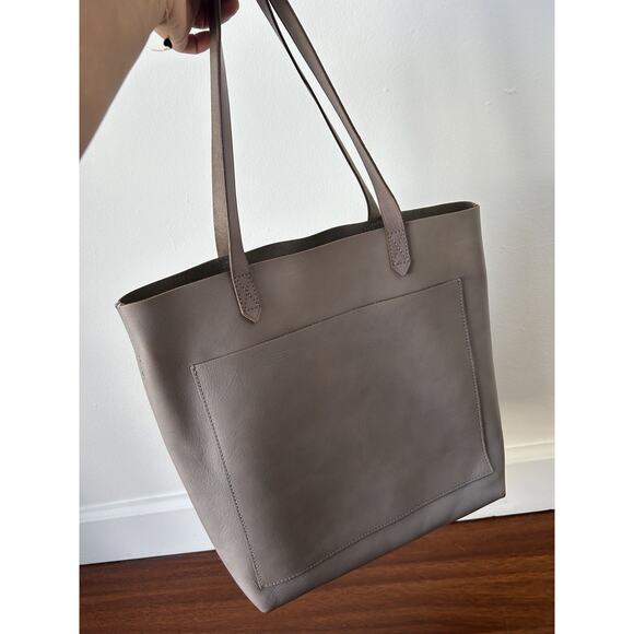 👜 Madewell Medium Grey Leather Transport Tote Bag in Sandstone Casual Work READ - Picture 1 of 6